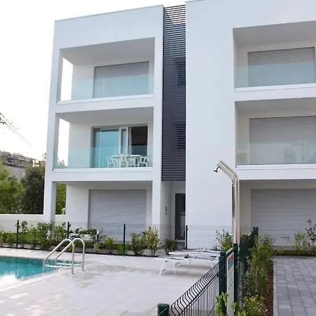 West 2 리도 디 예솔로